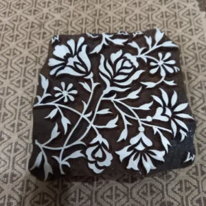 A Curly & Curvy Repeat Pattern Block 013 ,pottery stamp ceramic mould scrapbooking tjap batik printing floral carved stamps