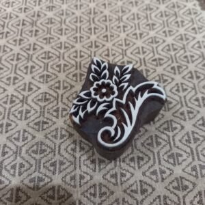 A Flower with curly leaves ,pottery stamp ceramic mold scrapbooking tjap batik printing floral carved stamps.