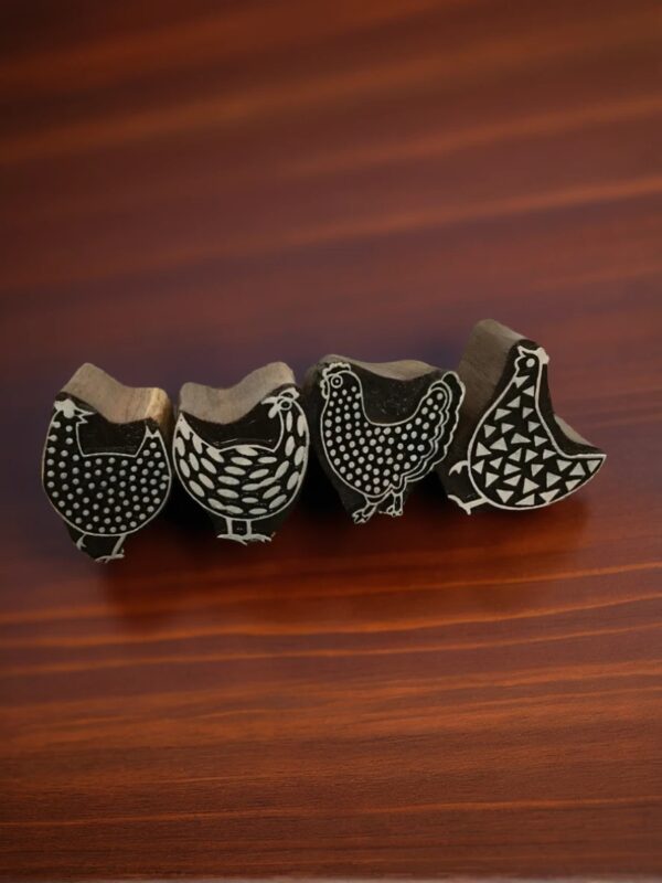 Funny Chickens Indian Artistic Handicraft Items Wooden Printing Block