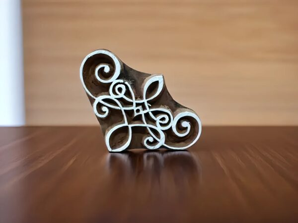 Curly Corner pottery stamp ceramic mold scrapbooking tjap batik printing floral carved stamps.