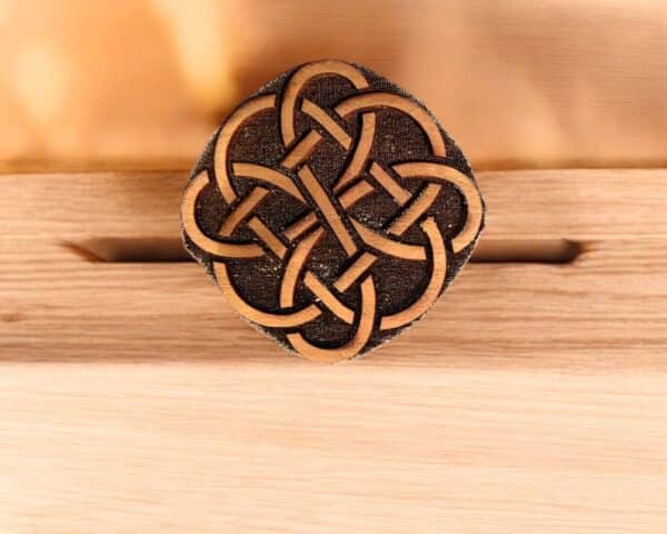 Twisting Celtic Knot Woodcut Stamp for Wood Block - Image 2