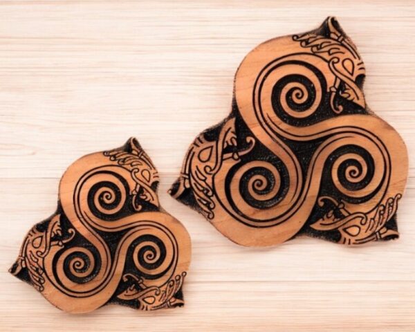 Ringerike Triskelion Woodcut Stamp for Wood Block - Image 2