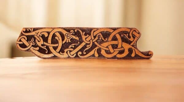 Tilable Ringerrike Knotwork Style Trim Bar Woodcut for Wood Block - Image 2