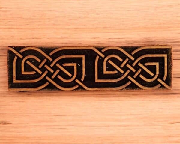 Repeating S Knot Celtic Knot Trim Bar Woodcut Stamp for Wood Block
